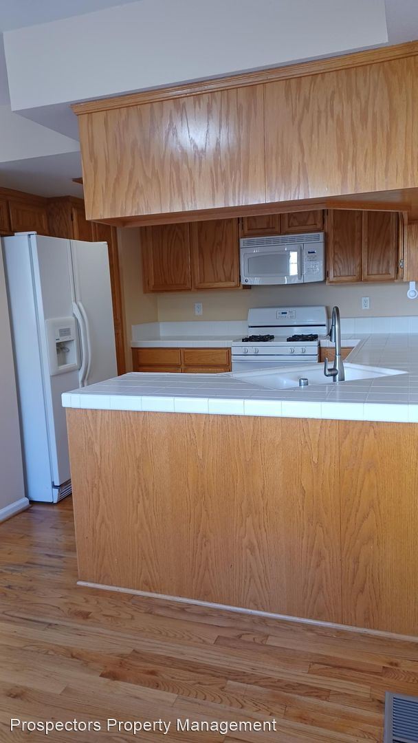 Foto del edificio - 3 br, 2.5 bath House - 16774 San Luis Way