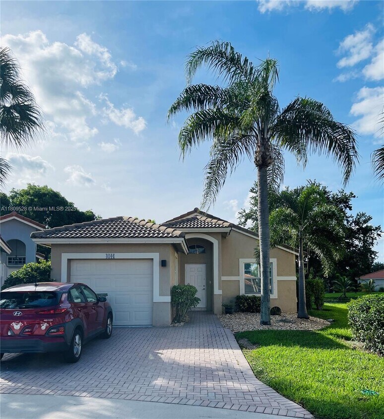 Foto principal - 4101 Sapphire Terrace