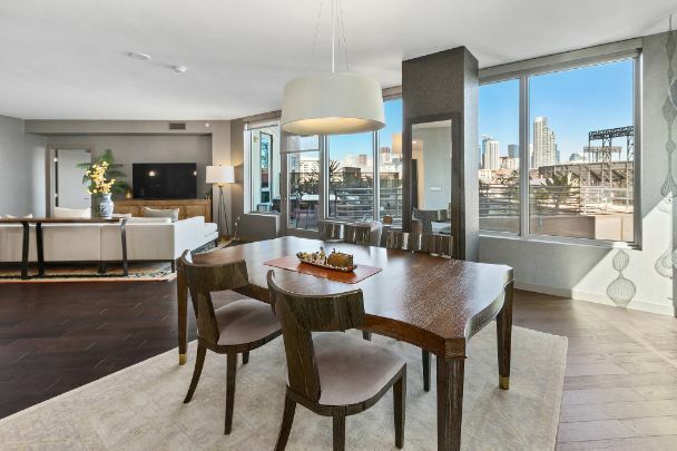 Foto del edificio - 1000 3rd St