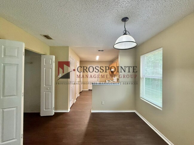 Foto del edificio - 3 Bedroom, 2 Bathroom Home!