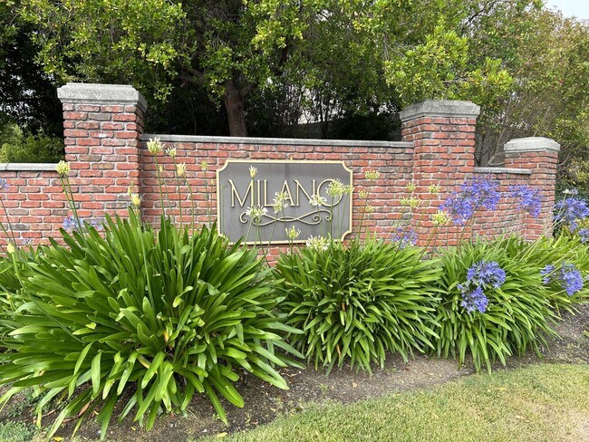 Foto del edificio - Fabulous Well Kept 4 Bedroom, 3.5 Bath, 3230 sq.ft. Home
