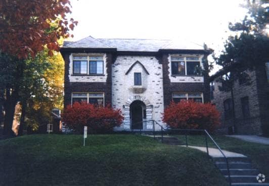 Building Photo - 7208 Forsyth Blvd