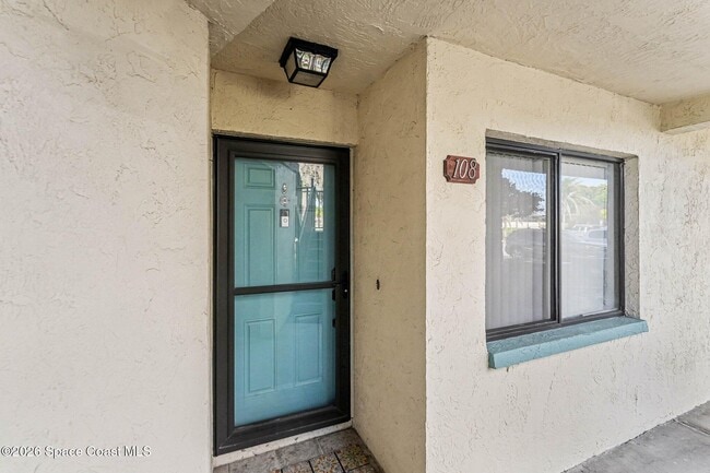 Foto del edificio - 100 Canebreakers Dr