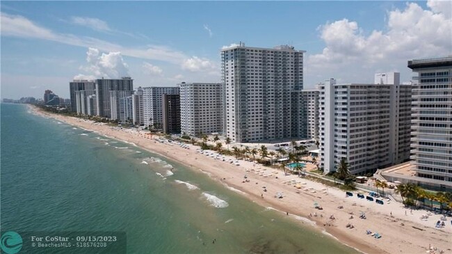Building Photo - 4010 Galt Ocean Dr