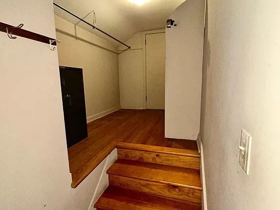 Building Photo - Cozy home for a family