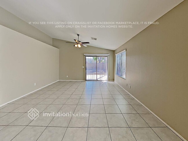 Building Photo - 14632 N 148th Ave