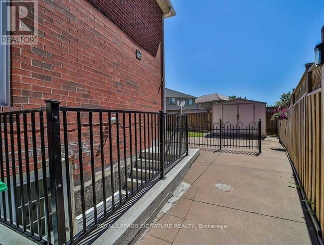 Building Photo - 57 McCrimmon Dr