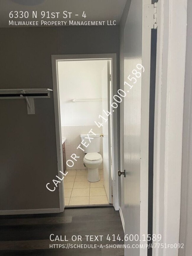Foto del edificio - 6330 N 91st St-4