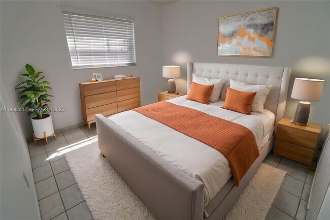 Foto del edificio - 951 SW 7th St