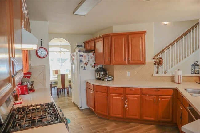 Foto del edificio - 1110 Crestmont Pl Loop