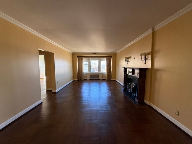 Interior Photo - The Royal York Apartments