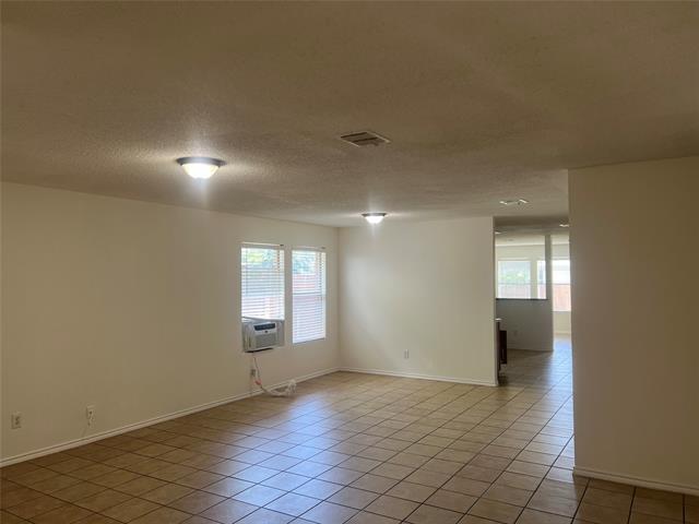 Foto del edificio - 2329 Live Oak Dr
