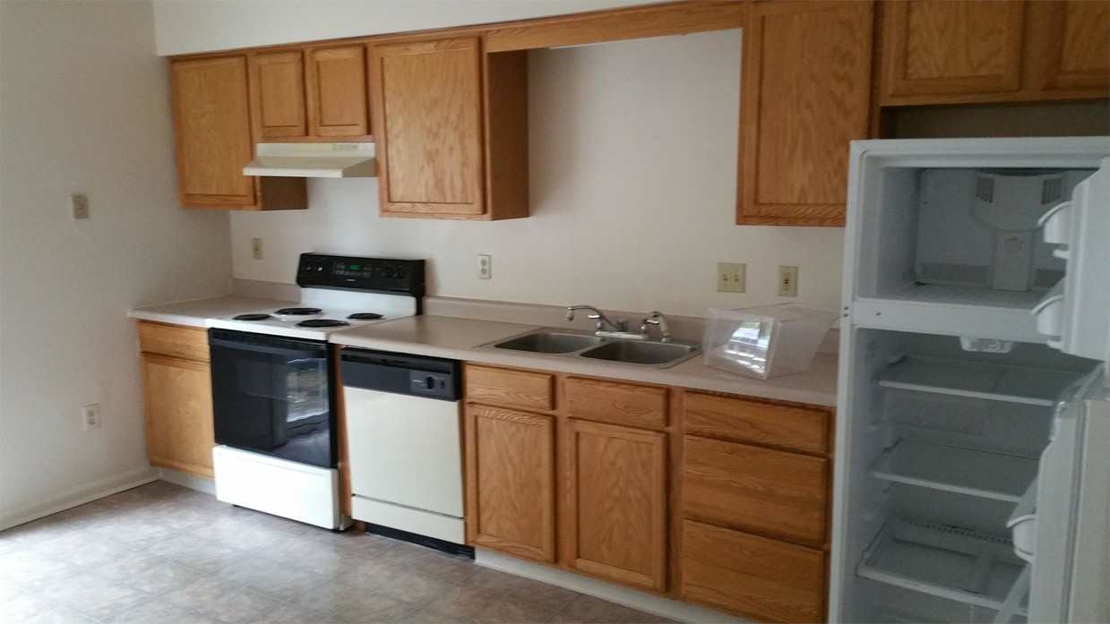 2127 N Center Rd Unit F-4, Saginaw, Mi 48603 - Apartment For Rent In 