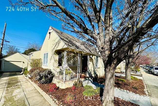 Building Photo - Absolutely charming East Sacramento home w...