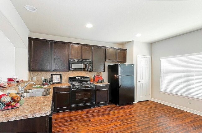 Foto del edificio - 309 Woodland Hills Dr