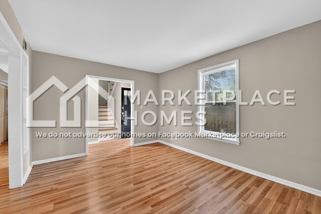 Building Photo - 427 Whispering Pines Dr