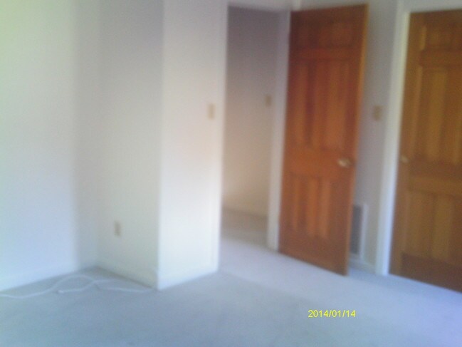 Building Photo - 139 Ruth Pl