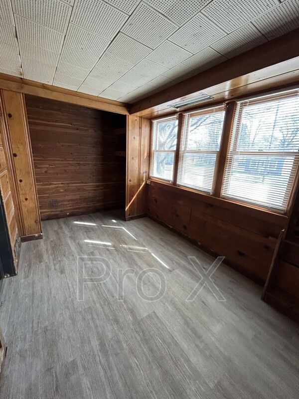 Building Photo - 112 W 23rd St