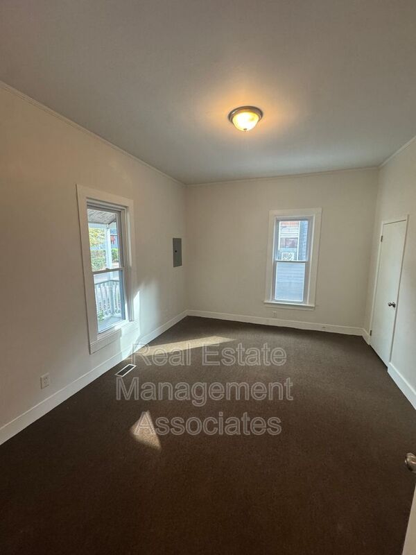 Foto del edificio - 525 N 8th St