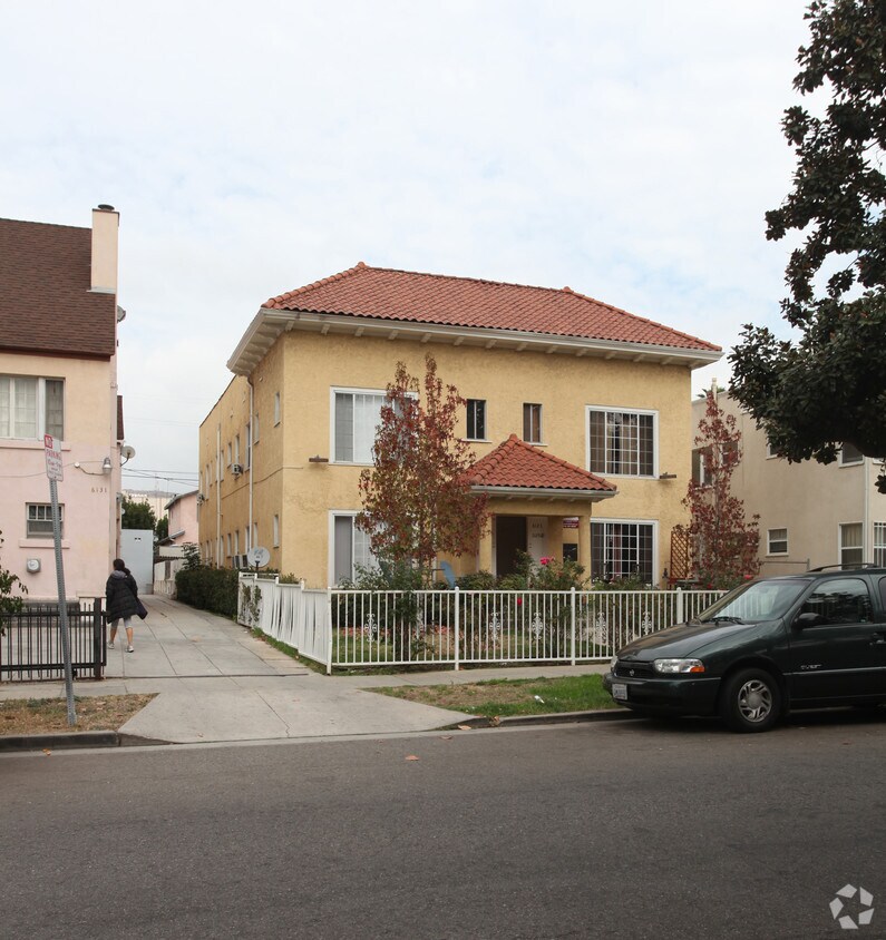 Primary Photo - 6123-6125 Afton Pl