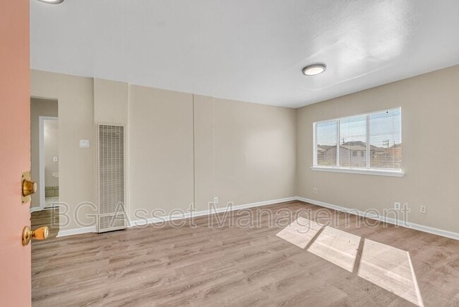 Building Photo - 156 Marina Way