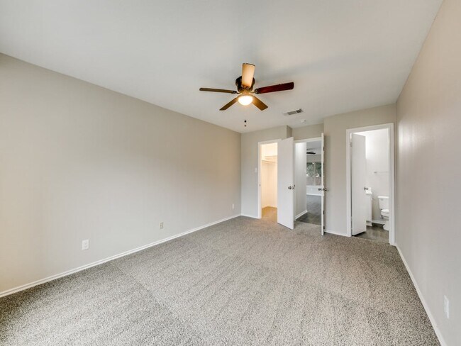 Building Photo - 6722 Badger Pass Dr