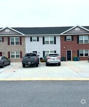 Building Photo - 138 Delano Dr