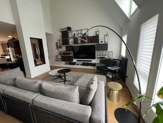 Foto del edificio - 2418 Richmond Rd