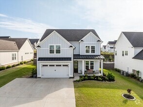 Building Photo - 3067 Rosewood Dr