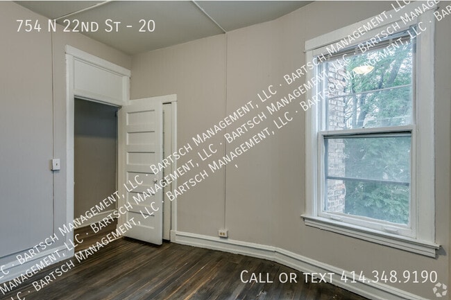 Building Photo - 754 N 22nd St