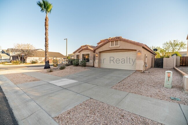 Foto del edificio - 17617 W Corrine Dr