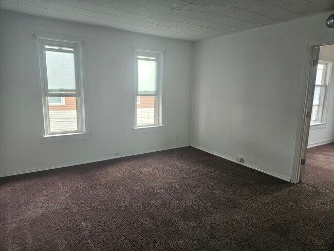 Living room with large closet - 1119 Albers St SW