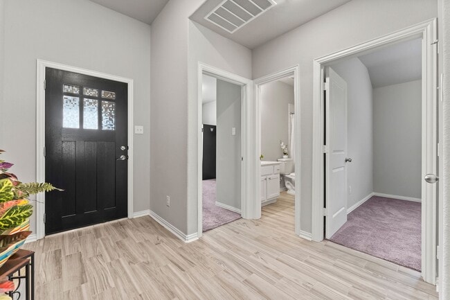 Building Photo - 3815 Wright's Landing Dr