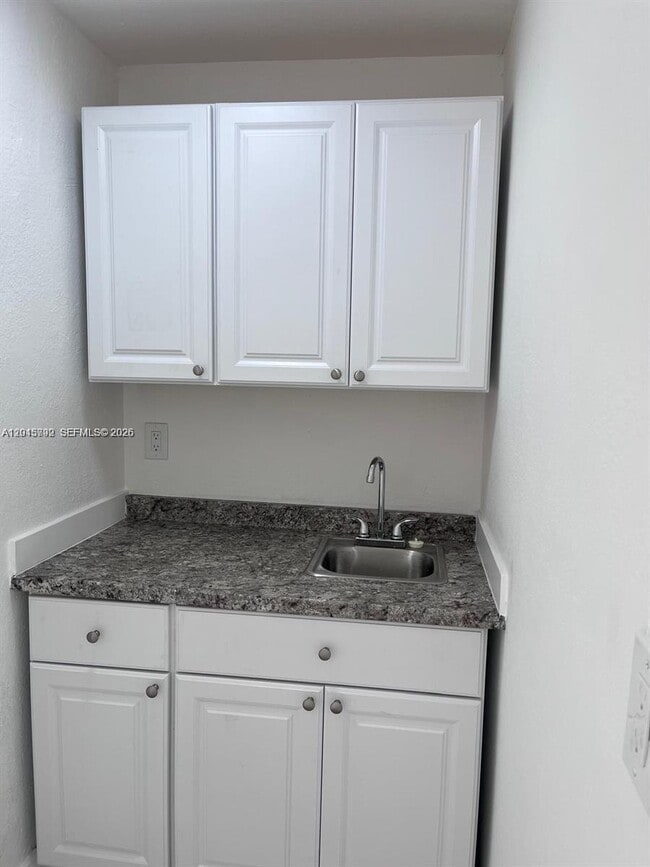 Building Photo - 50 NW 68th Ct