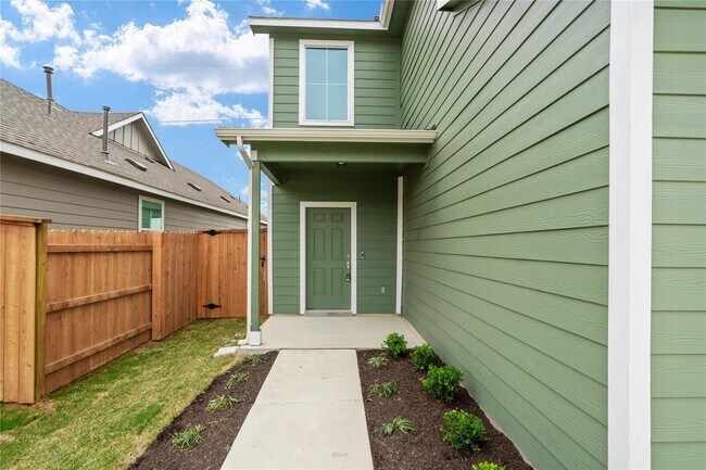Building Photo - 225 Majestic Cedar Dr