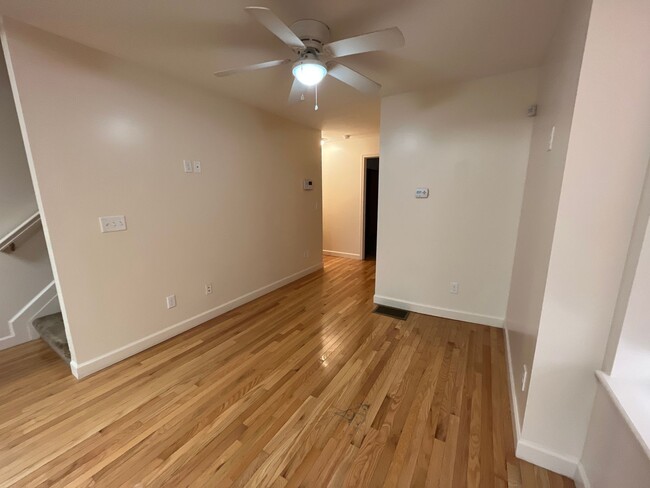 Foto del edificio - 110-114 E 11th Ave