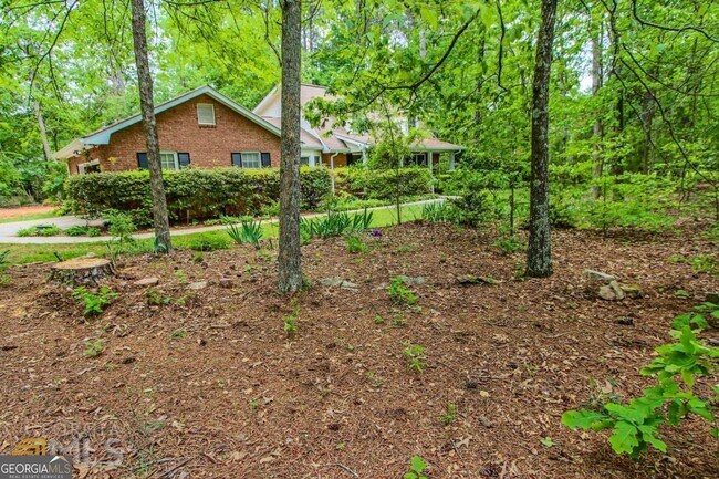 Building Photo - 481 New Hope Rd