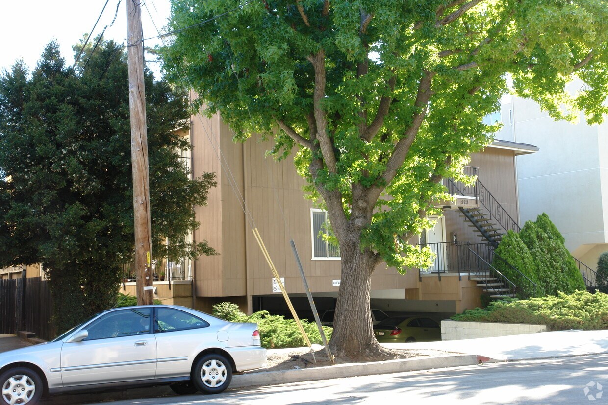 522 Almer Rd, Burlingame, CA 94010 Apartments in Burlingame, CA