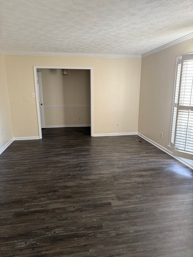 Foto del edificio - 2723 Westgate Dr