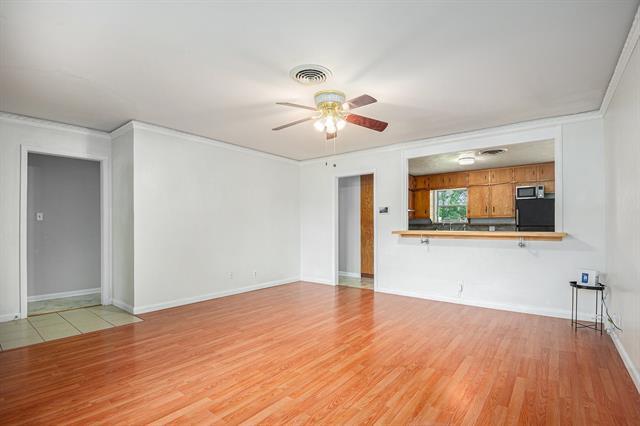 Building Photo - 5924 Walraven Cir