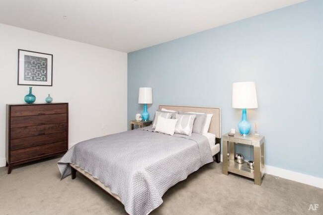 Building Photo - 2 bedroom in Boston MA 02129