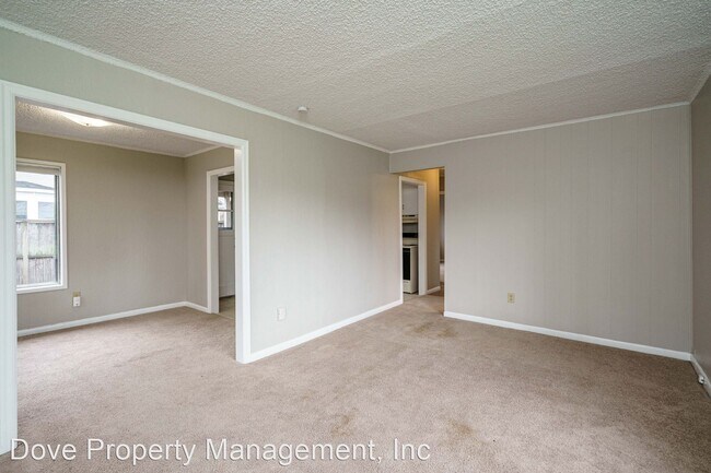 Building Photo - 2 br, 1 bath House - 2009 Simpson Avenue