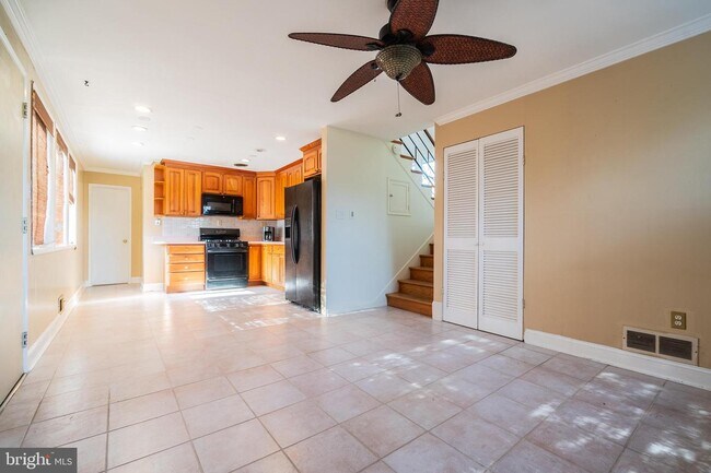 Building Photo - 5600 Asbury Ct