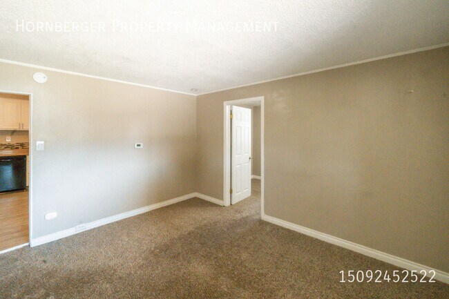 Foto del edificio - 611 E Longfellow Ave