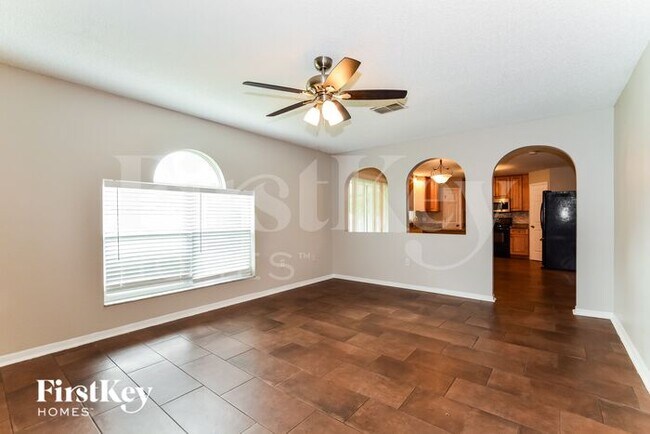 Foto del edificio - 4230 Iveyglen Ave
