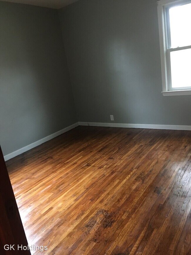 Foto del edificio - 2 br, 1 bath House - 243 Polk St