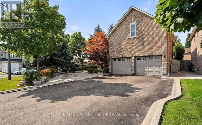 Building Photo - 58 Calera Crescent