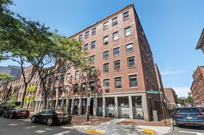 Photo - 120 Commercial St Apartment