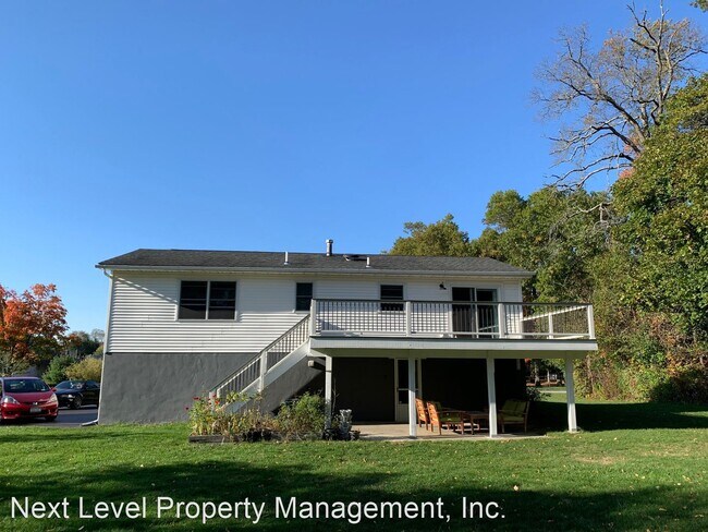 Building Photo - 3 br, 2 bath House - 6 Stanley Ln