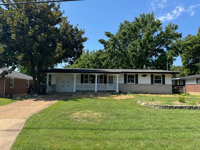 Building Photo - 138 Elmgrove Ave